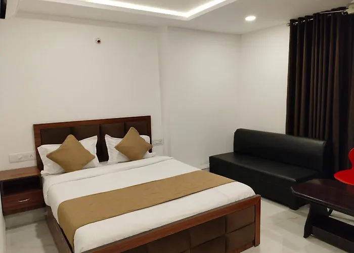 Hotel Shiv